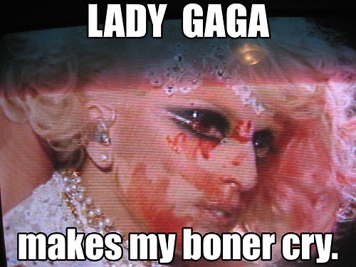 MTV 04 GAGA BONER.jpg (71 KB)